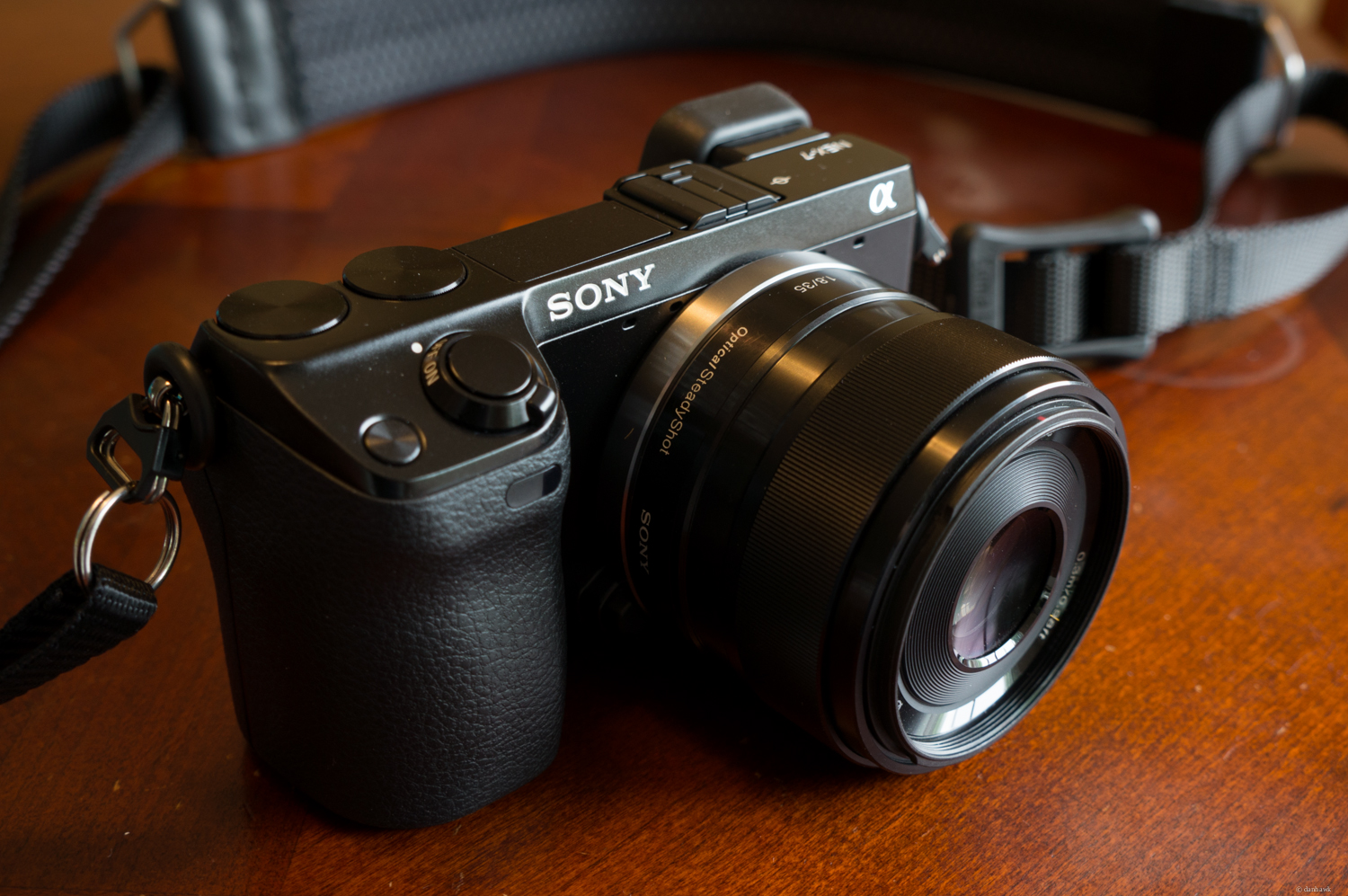 カメラ レンズ(単焦点) Sony NEX SEL3518 35mm f/1.8 Review